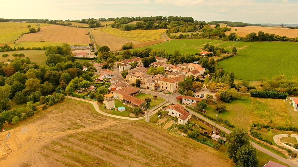 village de gimbrede commanderie